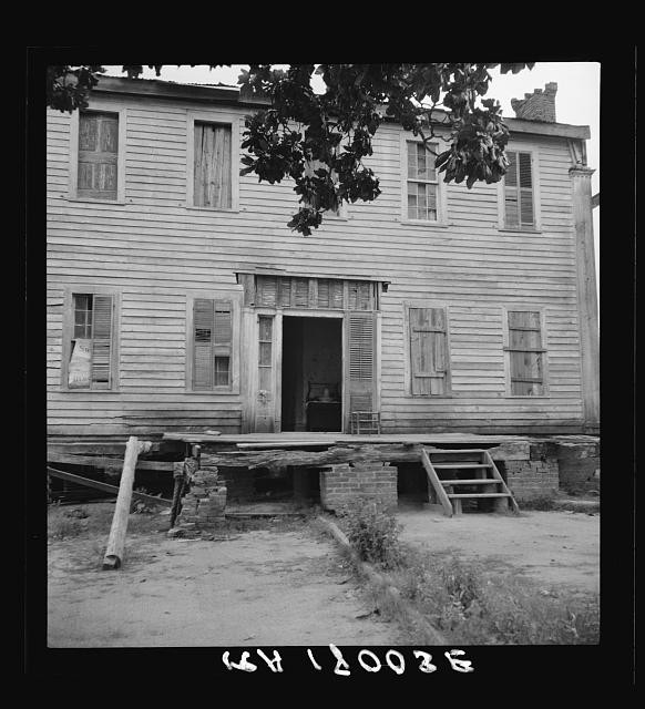 Photo:Greene County Georgia 1937 Antebellum Plantation House Porch Front