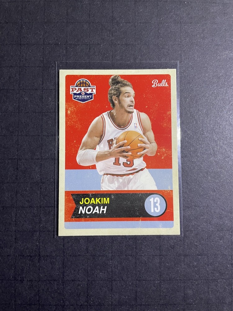 2011-12 Panini Past & Present Joakim Noah Card #55 - Chicago Bulls