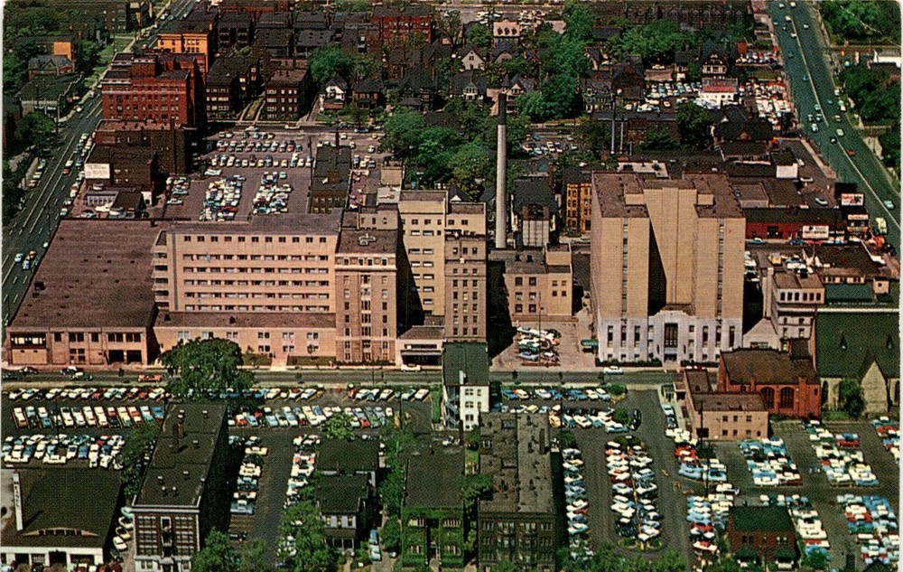 Howard Studios, Cleveland, Ohio, The Cleveland Clinic Foundation, Postcard