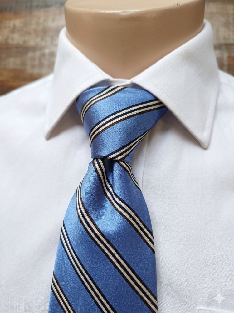 Jos A Bank Signature Collection 100% Silk Tie Blue Striped Necktie 61