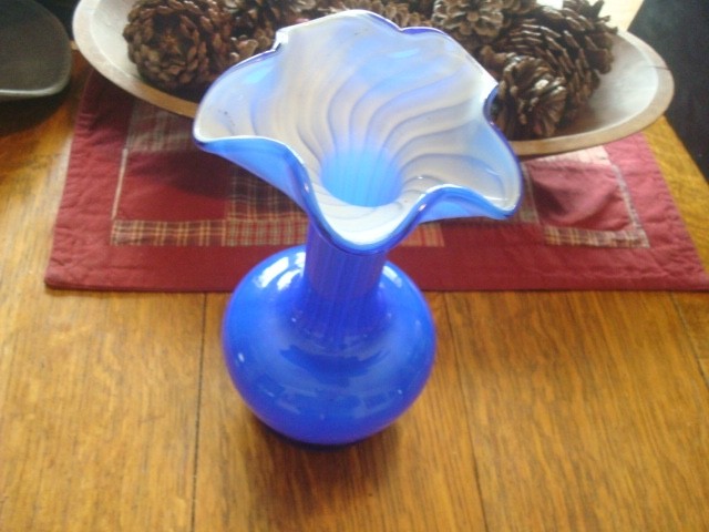 Murano Cobalt Blue Glass Vase With Ruffled Top Hand Blown Vintage