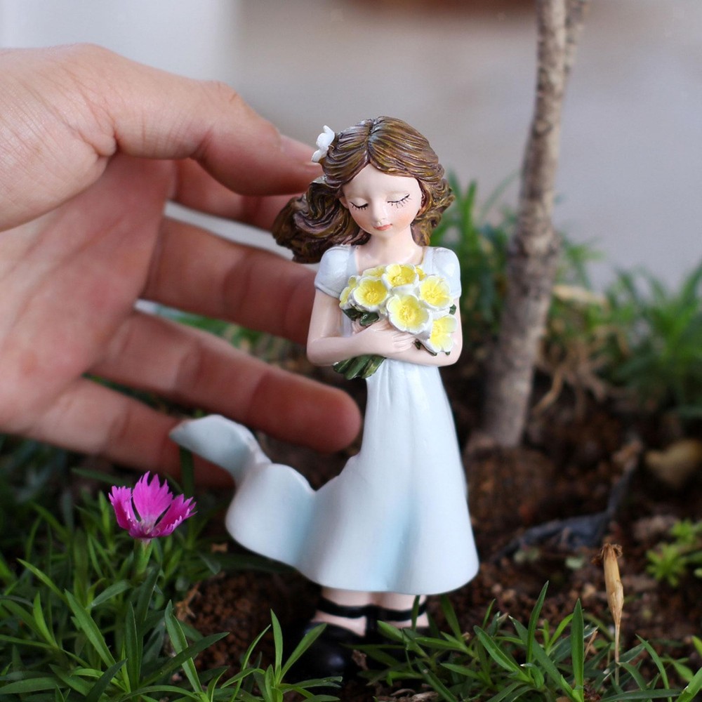 Girl Statue Artwork Resin Figurine Gift Collectible for Home Decor Ornament for