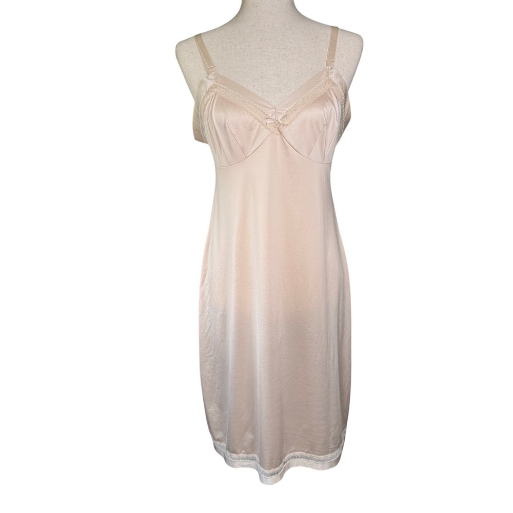 Vintage Lorraine Women's Nightgown Lingerie Nylon size 34 Classy Made in USA