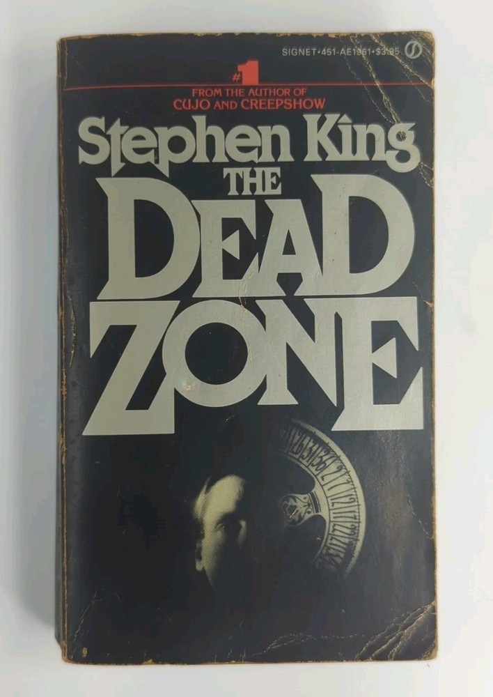 THE DEAD ZONE by Stephen King - First Signet Printing 1980s 30th Paperback Book