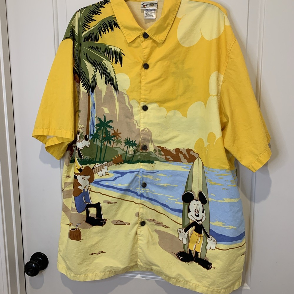 Walt Disney World Mens XL Mickey Mouse Goofy Beach Tropical Hawaiian Shirt
