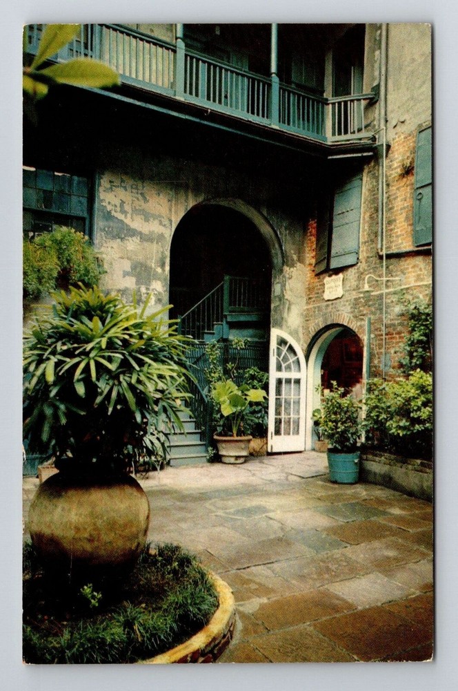 New Orleans LA-Louisiana, Brulatour Courtyard Vintage Souvenir Postcard