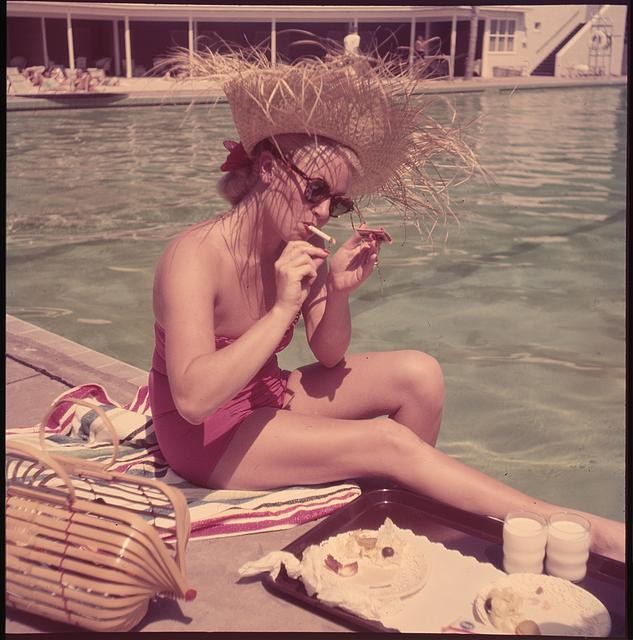 Photo:Lana Turner 1960s Poolside Swimwear Straw Hat Smoking