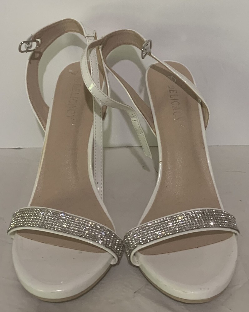 Women's Delicate Sandals Size 9 Comfortable Stylish Summer Footwear