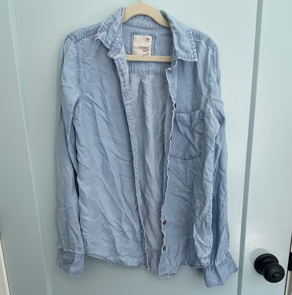 So Women’s Shirt XS Blue Denim Solid Collared Button-Down Long Sleeve Pockets