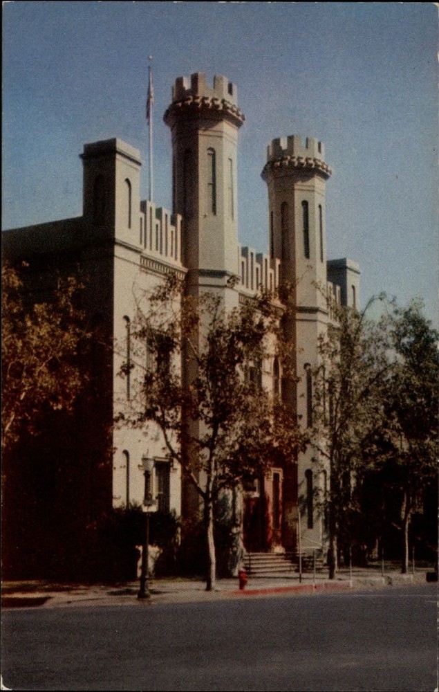 Yuba County Court House Marysville California ~ 1950s-60s vintage postcard