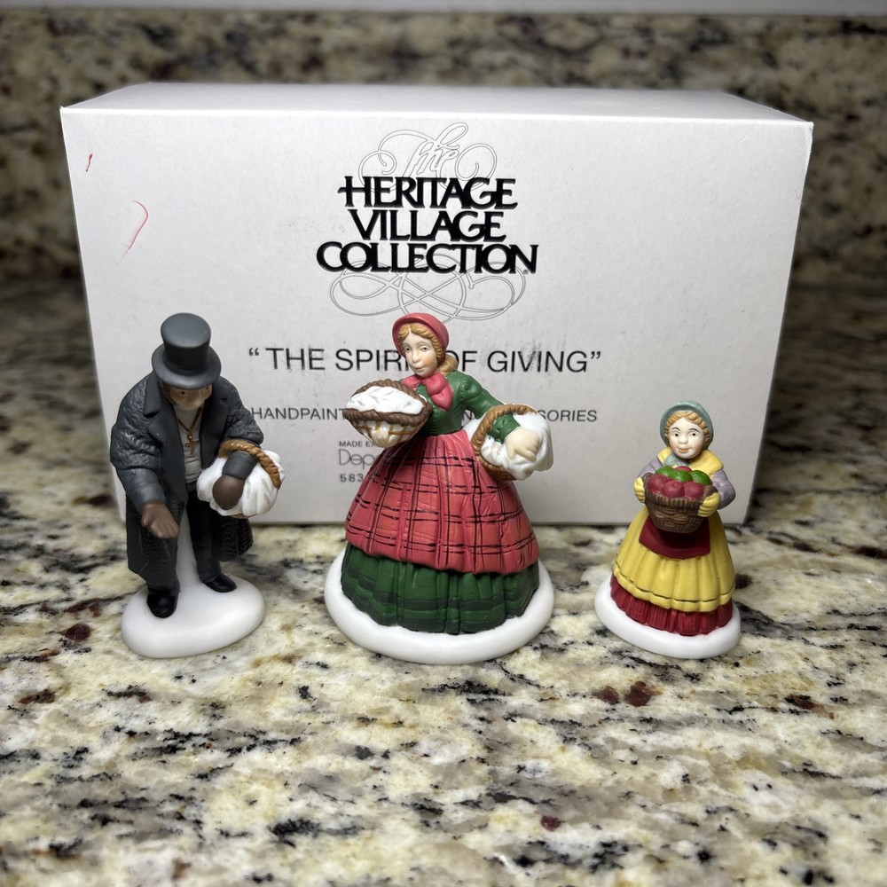 Department 56 Heritage Village Spirit of Giving 3pc Set with Box