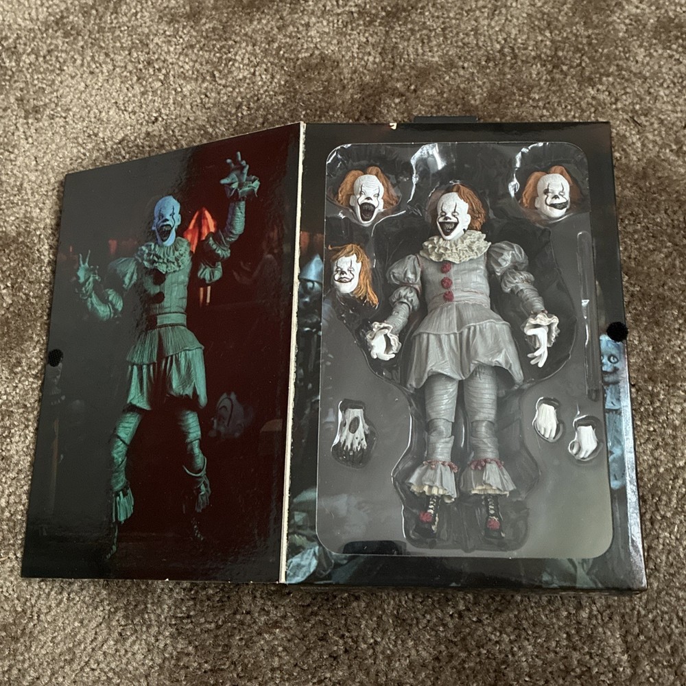 NECA IT Well House Pennywise Clown 2017 Ultimate 7