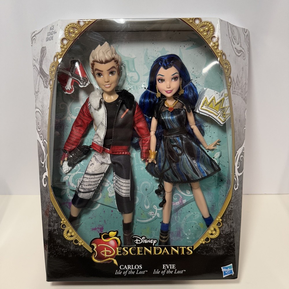 Disney Descendants Two-Pack Evie and Carlos Isle of the Lost 11