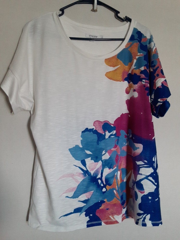 Chicos Nwot Womens Top Size 1