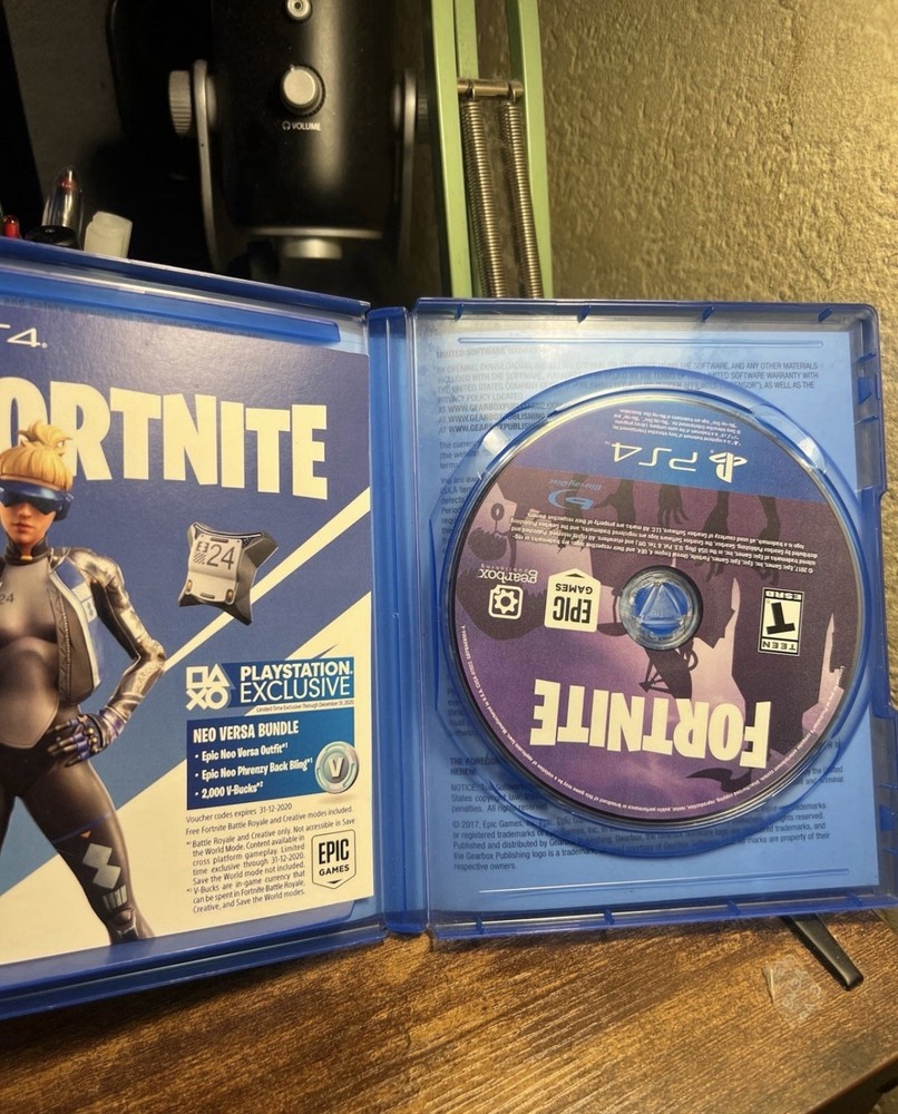 Fortnite (Sony PlayStation 4, 2017) PS4 Epic Games Expired Code