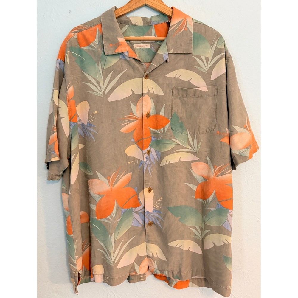 Tommy Bahama Silk Hawaiian Camp Shirt XL Tropical Floral Button Up Resortwear