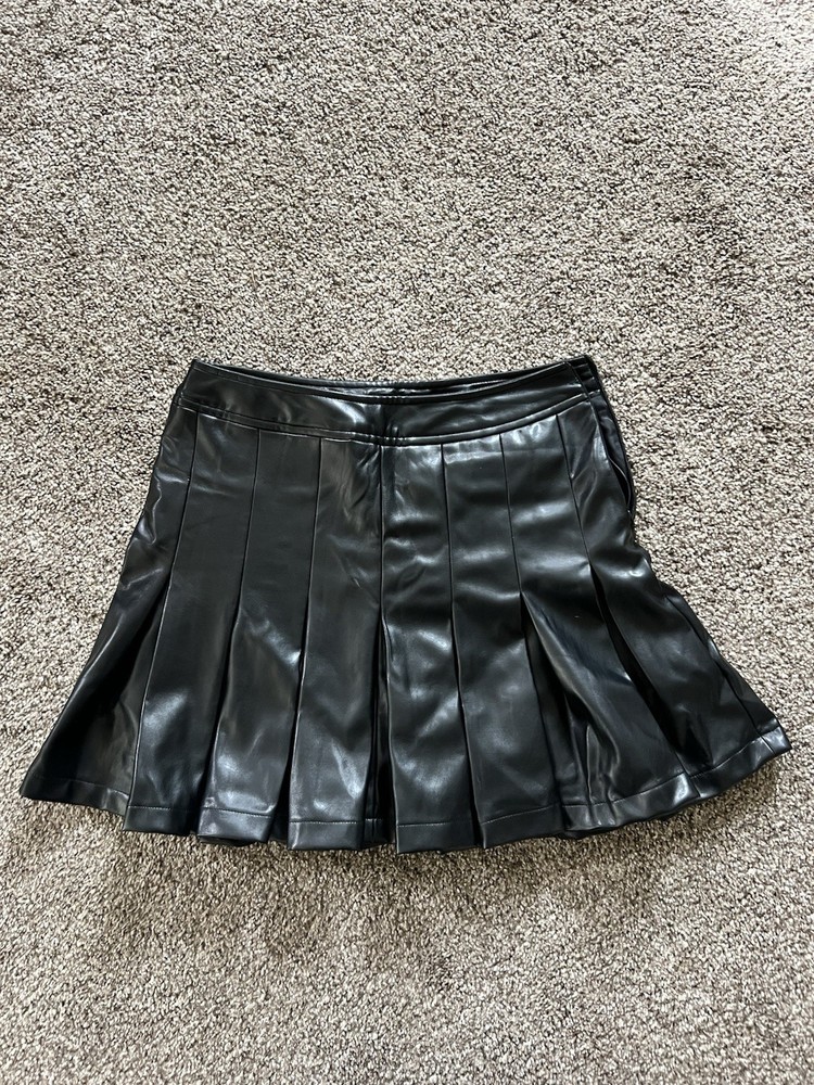 Nasty Gal Leather Pleated Skirt Size 6