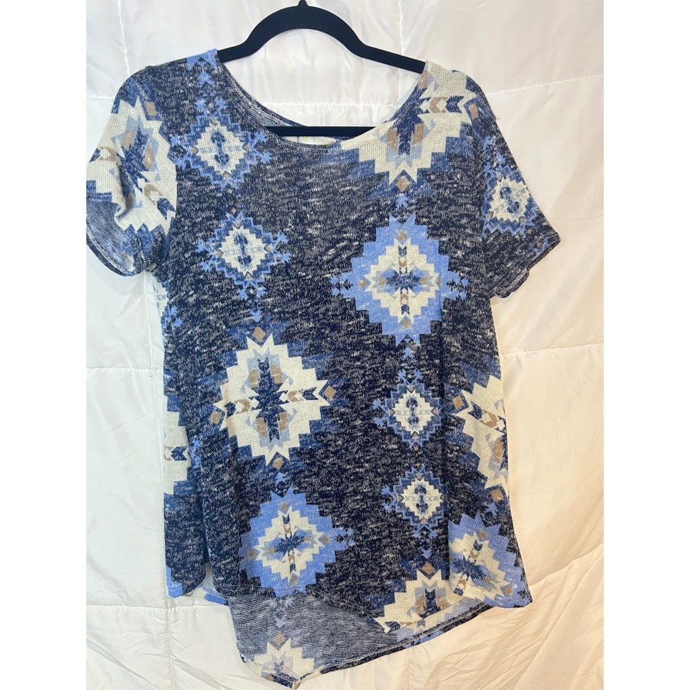 RUE JUDY Blue White Geometric Print Tunic Top Women's Medium Short Sleeve