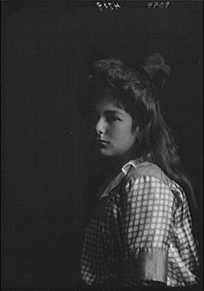 Photo:Beer, Ethel, Miss, portrait photograph