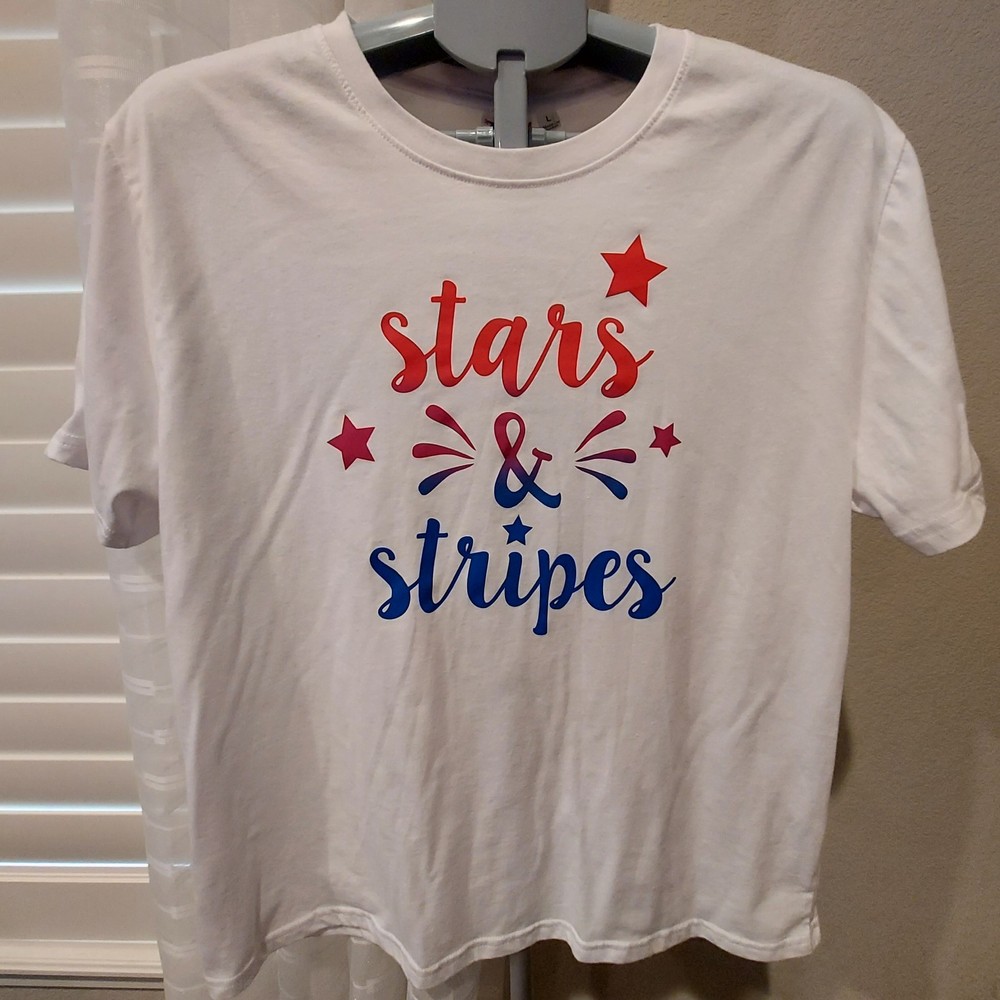 Spirit Of America Stars & Stripes T-Shirt Women's Large USA Red White Blue