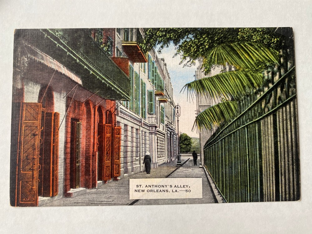 St Anthony's Alley New Orleans, Louisiana Postcard