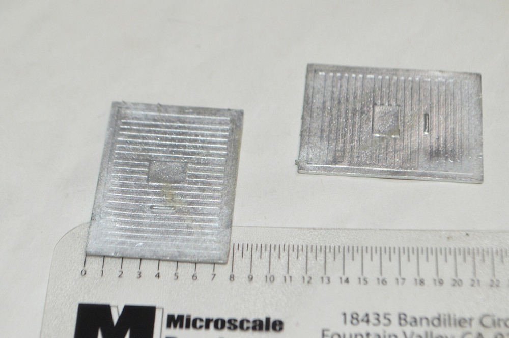 HO scale PARTS vintage metal Red Ball freight box car door 8' x 10 (2)      #2