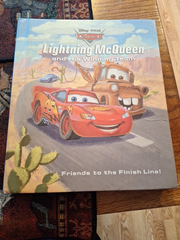 2011 Hallmark Lightning McQueen & His Winning Team book does not record