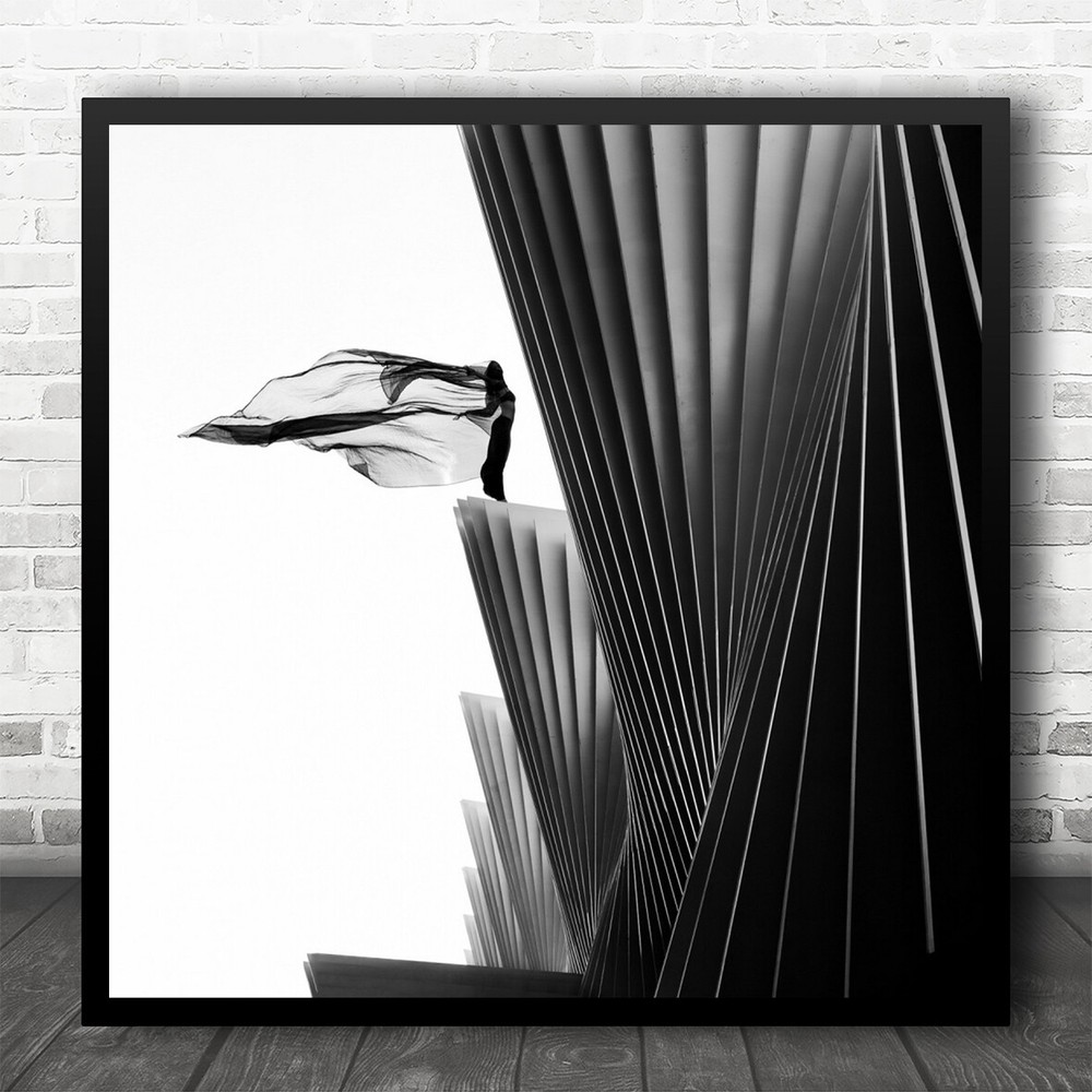 Person Lines Shapes Cloth Fabric Edge Danger Dangerous Contrast Square Print