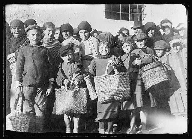Photo:Oderzo Italy 1918 Food Line A.R.C. Relief Post Basket Queue