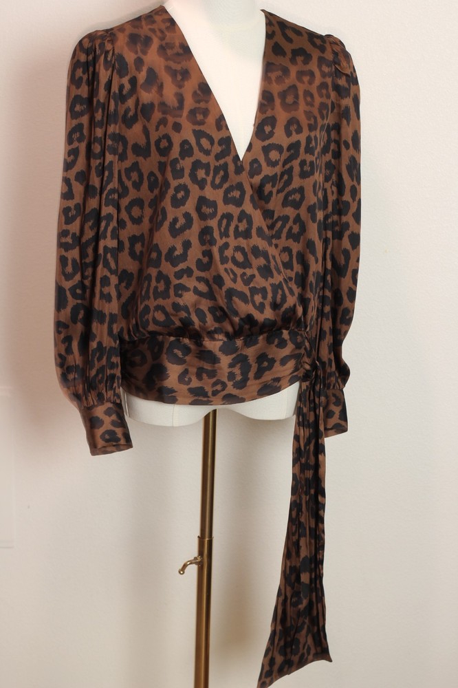 banana republic blouse Women size small leopard print
