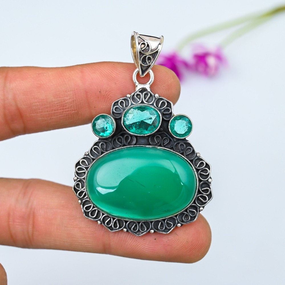 Natural Green Onyx and Apatite Pendant in 925 Sterling Silver