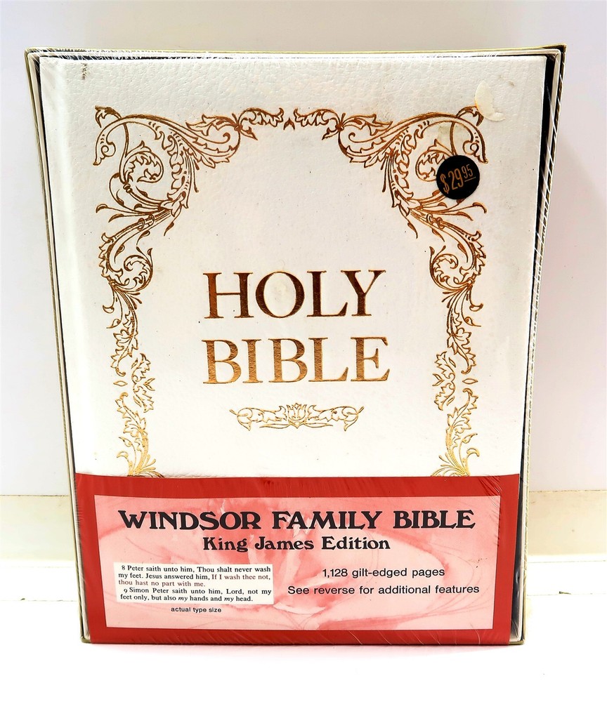New WINDSOR FAMILY HOLY BIBLE King James Edition 1128 Gilt Pages FACTORY SEALED