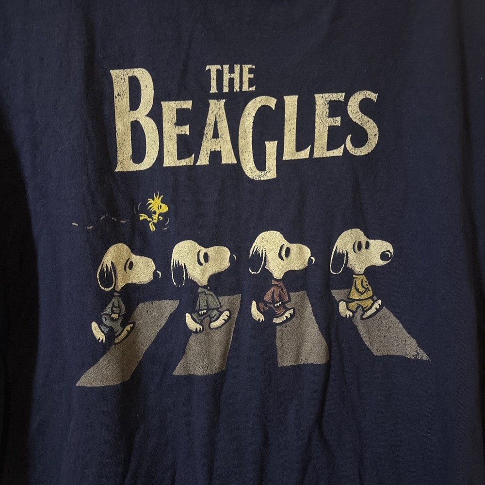 The Beagles Snoopy T-Shirt, Adult M