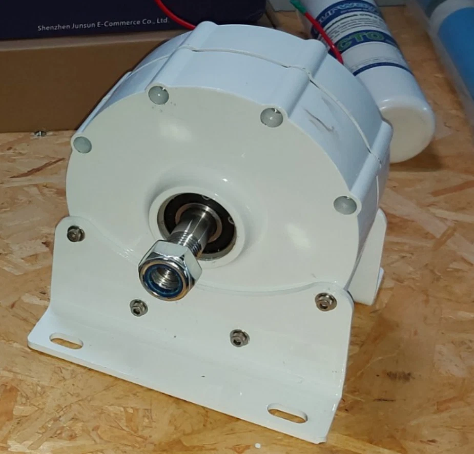 1000W 24V 48V 3-Phase PMG Wind Turbine Motor Alternator for Power Generation