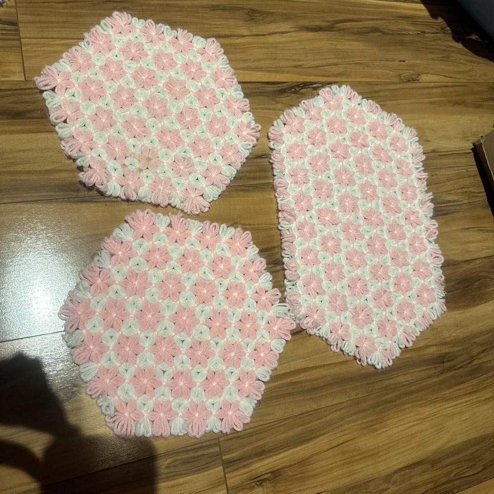 VINTAGE Set of Three Light Pink Hand Loomed Doilies Or Trivets