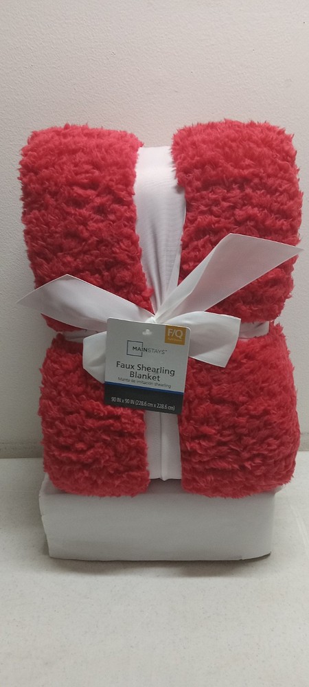 MAINSTAYS Red Faux Shearling Full/Queen Blanket 90x90 Brand New Unopened