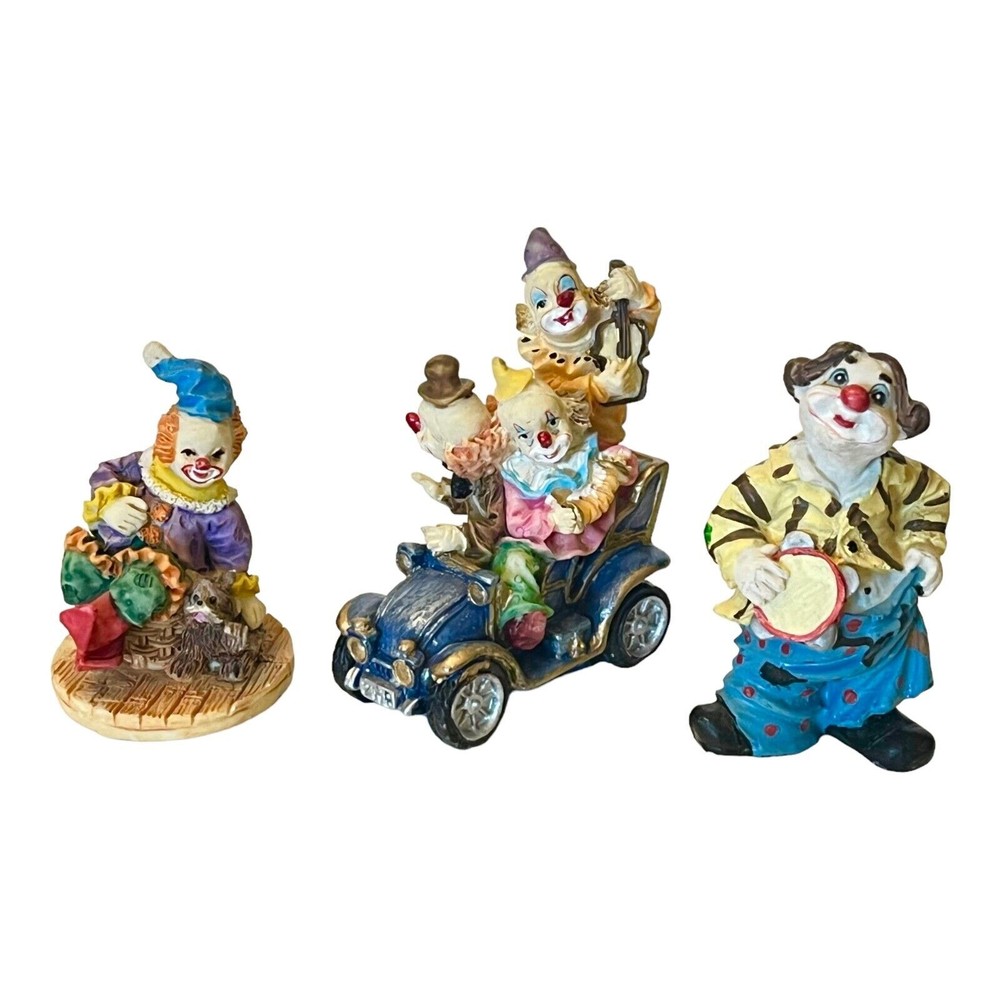 VTG Circus Clown Figurine Set with Tambourine, Jalopy Car & Toto Dog Cake Topper - 3