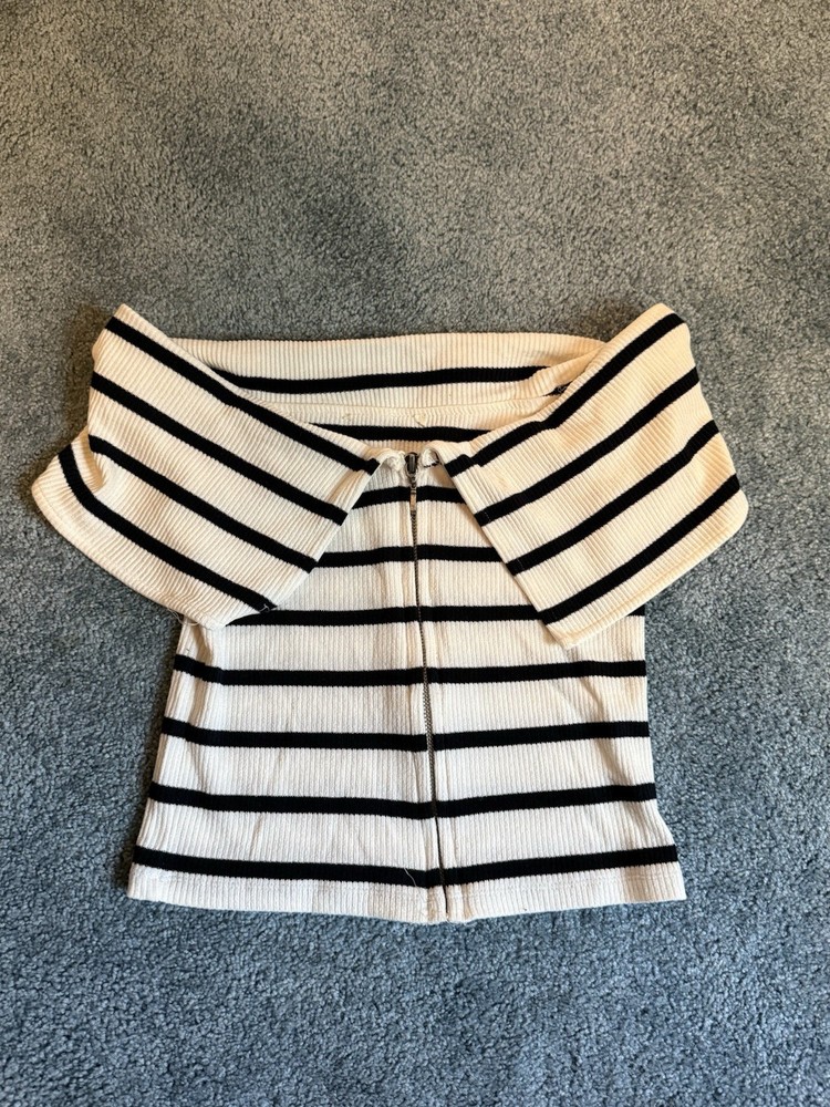 H and M Off-the-Shoulder Striped Knit Cropped Blouse White Black Women's Size M