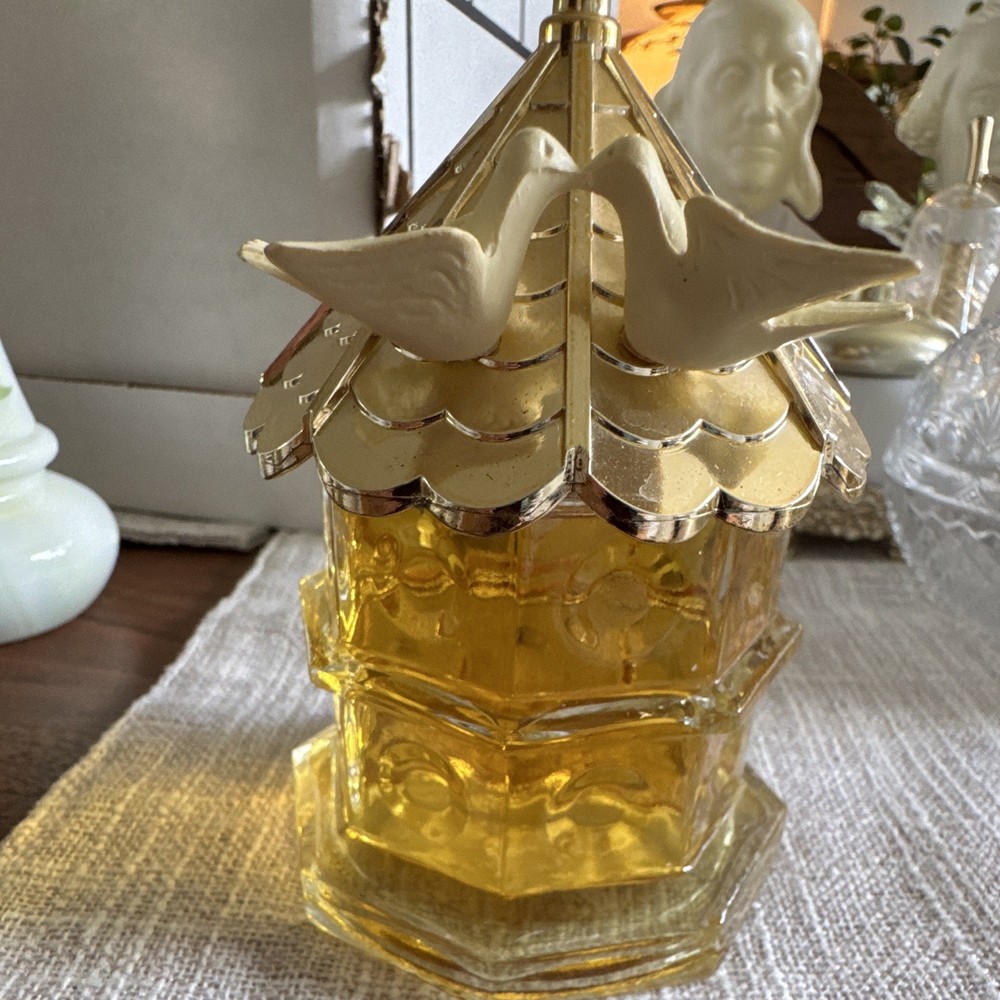 Avon Dovecote Charisma Decorative Glass Perfume Bottle with Stopper 4 fl oz