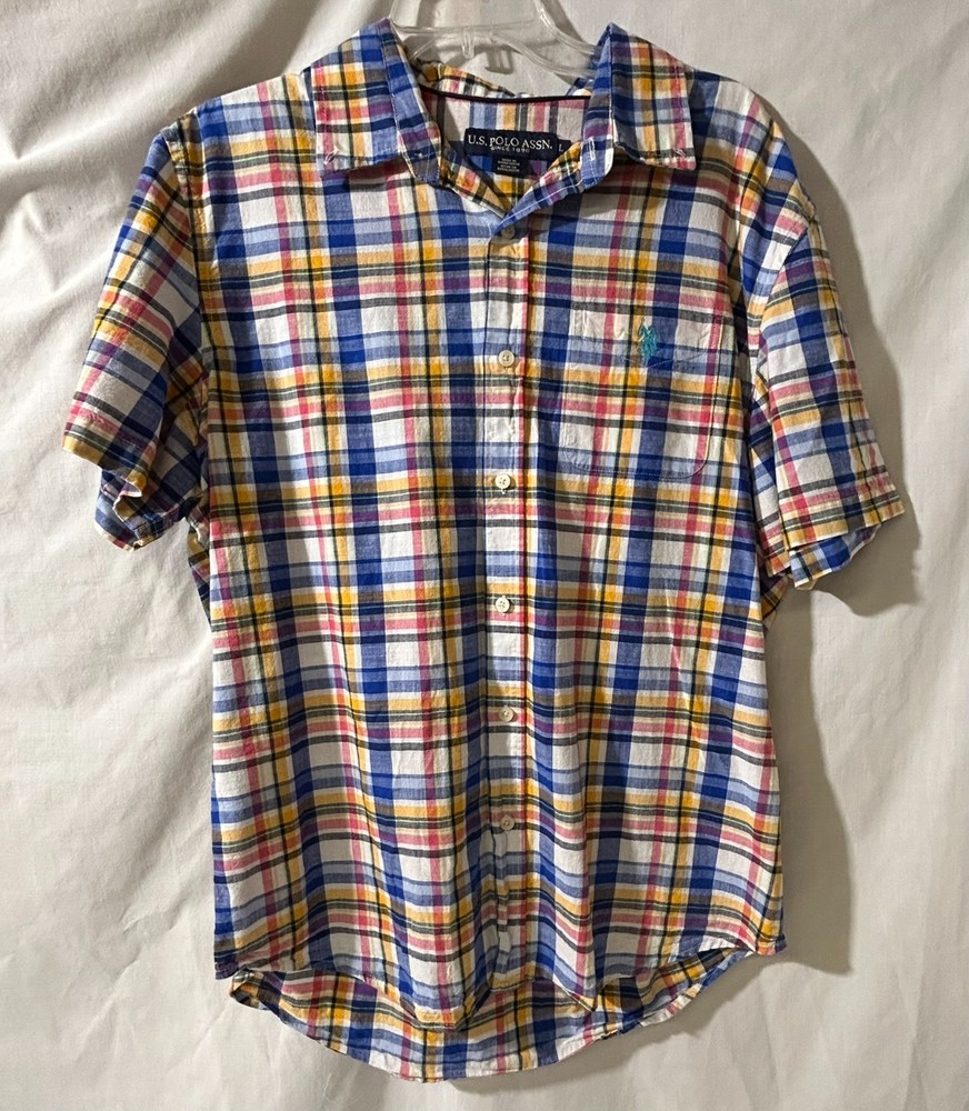 U.S. Polo Assn men's multicolor plaid button up short sleeve shirt - Size Large