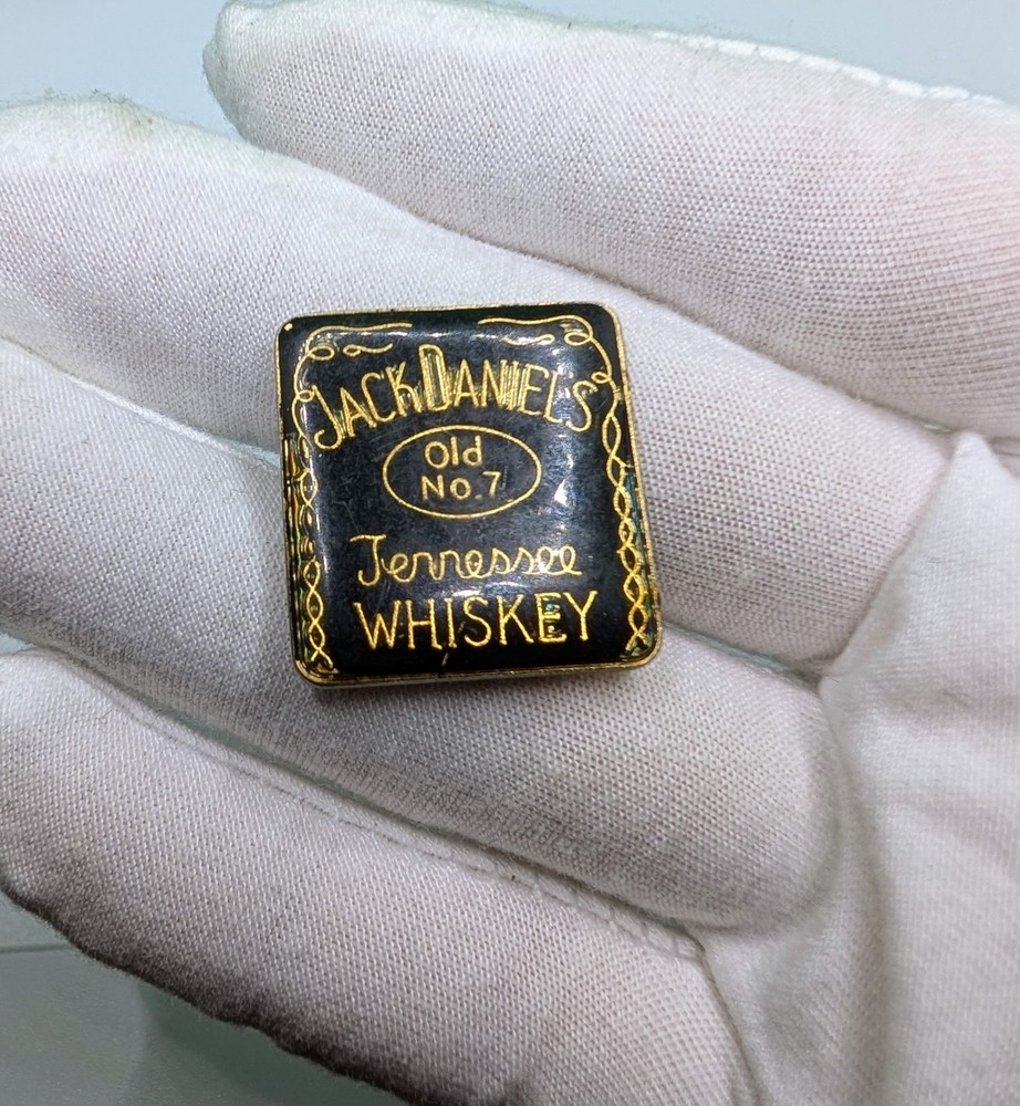 Vintage Jack Daniel’s Old No. 7 Tennessee Whiskey Label Lapel Pin