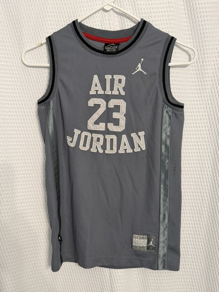 Nike Air Jordan #23 Wolf Gray Jersey (Boy’s Medium 10-12)