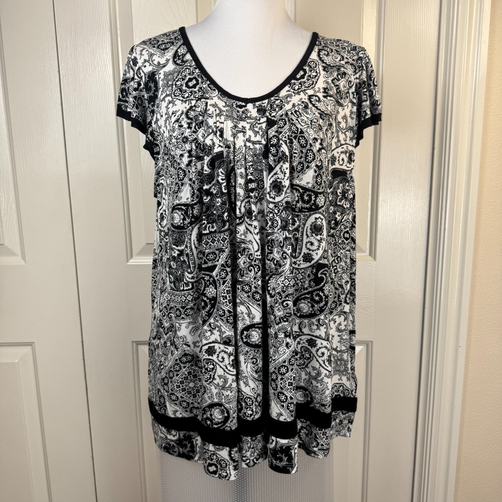 Ellen Tracy Women Sz XL Yours to Love Paisley Print Short Sleeve Top NWOT