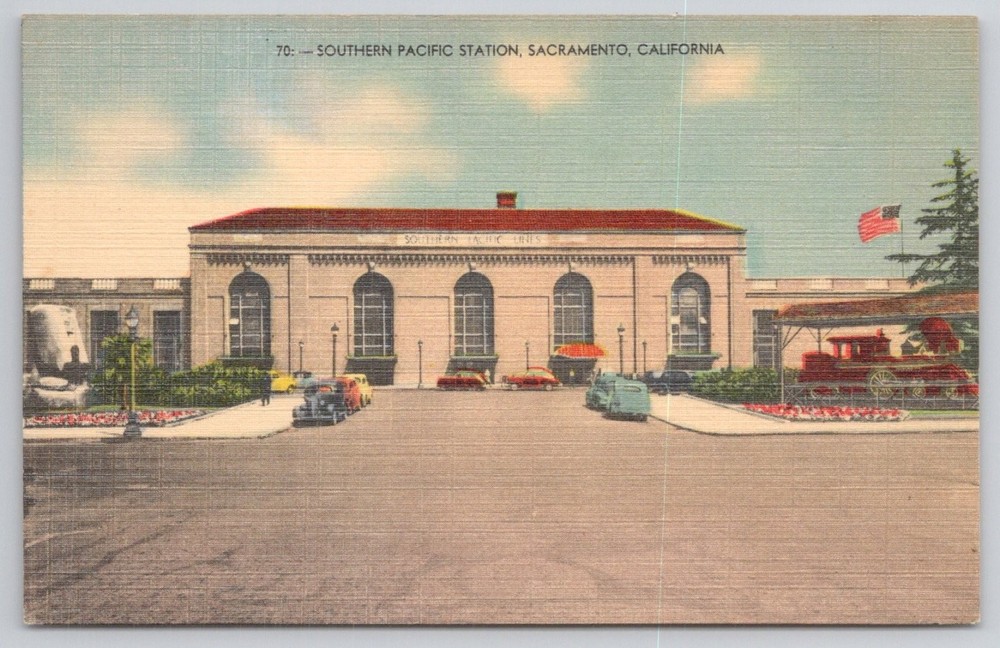 Sacramento CA Southern Pacific Station Linen Postcard Vintage Depot Train