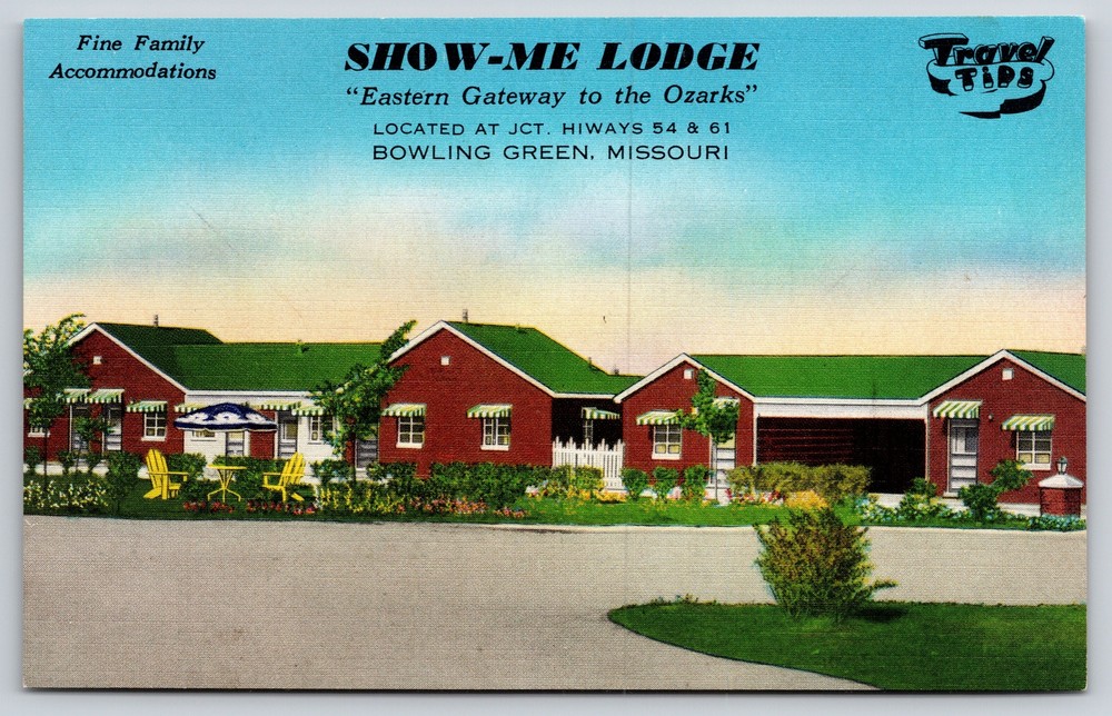 Bowling Green Missouri~Show Me Lodge Eastern Gateway~Vintage Linen Postcard