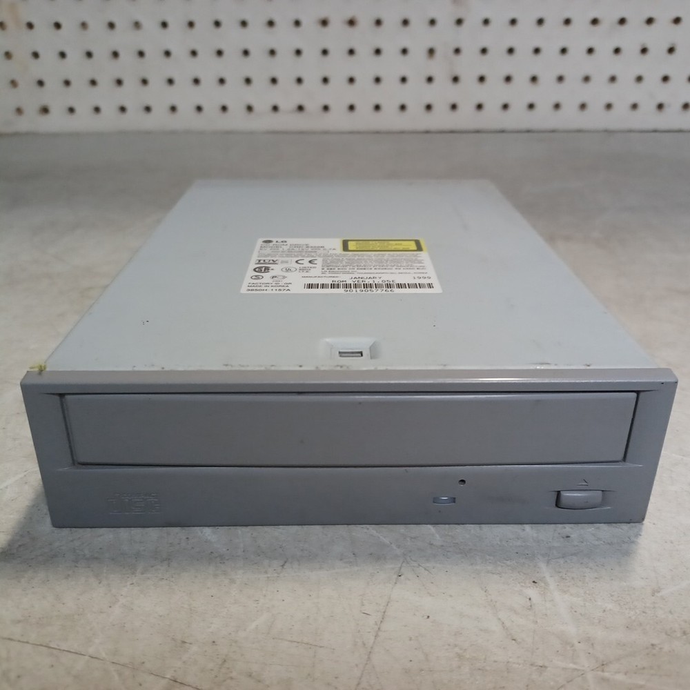 LG CD-ROM Drive CRD-8322B Grey VINTAGE 1999 Desktop Compact Disk Reader - TESTED