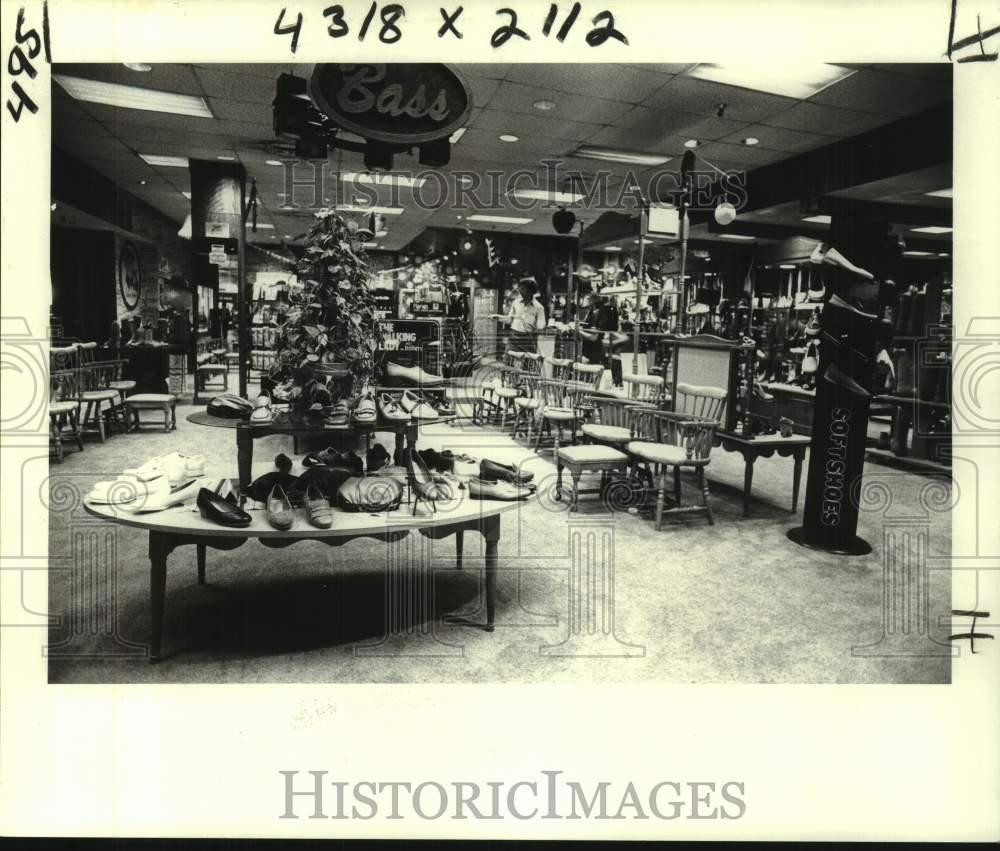 1980 Press Photo Gryder's Shoe Store in Lake Forest Plaza in New Orleans