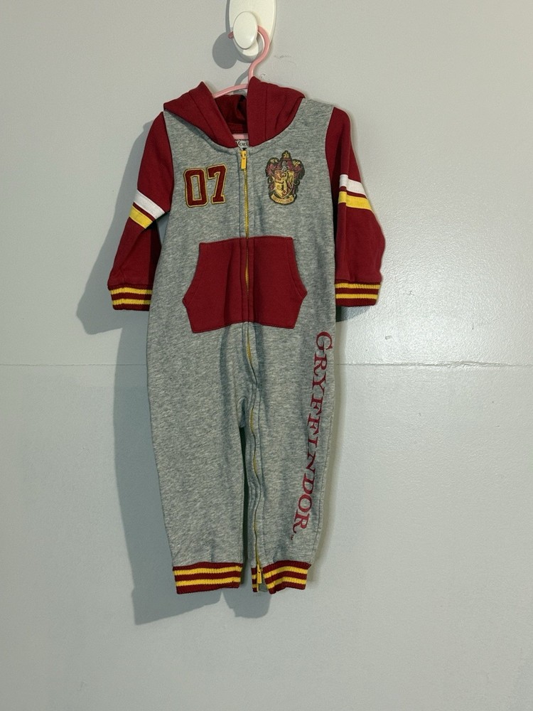 Universal Studios One Piece Baby Unisex 18 Months Gray Gryffindor Harry Potter