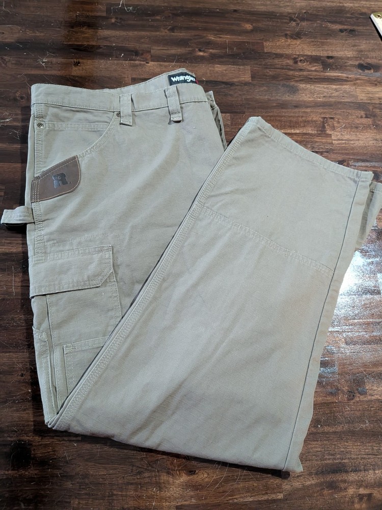 Wrangler Riggs Workwear Carpenter Pants Mens Size 46 x 30 Rip Stop Khaki Knee