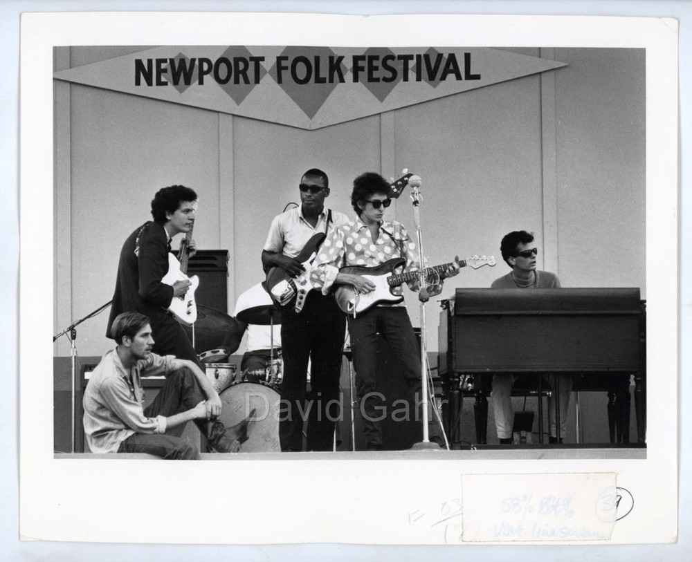 '65 Bob Dylan Paul Butterfield Band Newport Folk Fest Original Gahr Photo B708